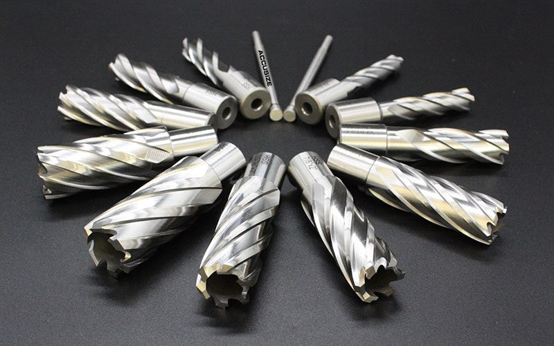 13 Pc/Set, 7/16 po à 1-1/16 po HSS, profondeur de coupe de 2" avec 2 goupilles pilotes dans une boîte en plastique solide, #N2