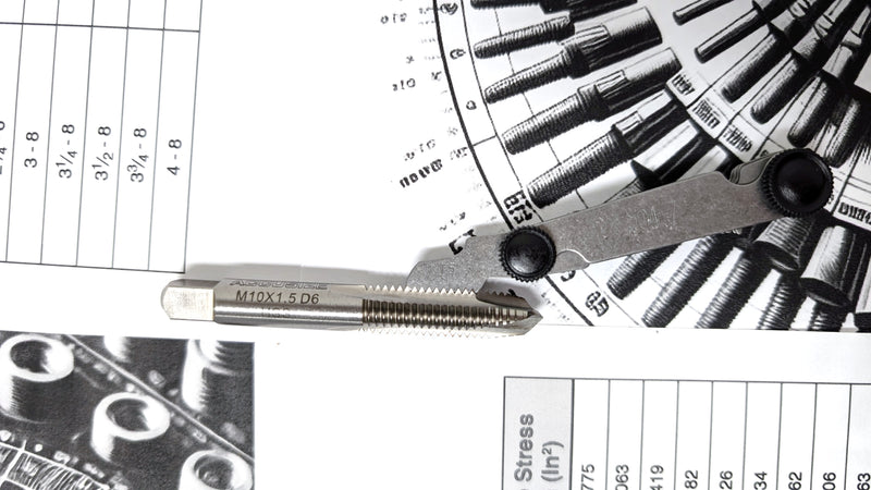 Accusize Industrial Tools 0.4-0.7 mm Screw Pitch Gauge Metric 60 Degree, 8206-0321