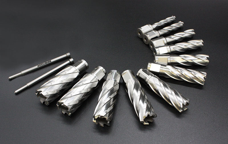 13 Pc/Set, 7/16 po à 1-1/16 po HSS, profondeur de coupe de 2" avec 2 goupilles pilotes dans une boîte en plastique solide, #N2