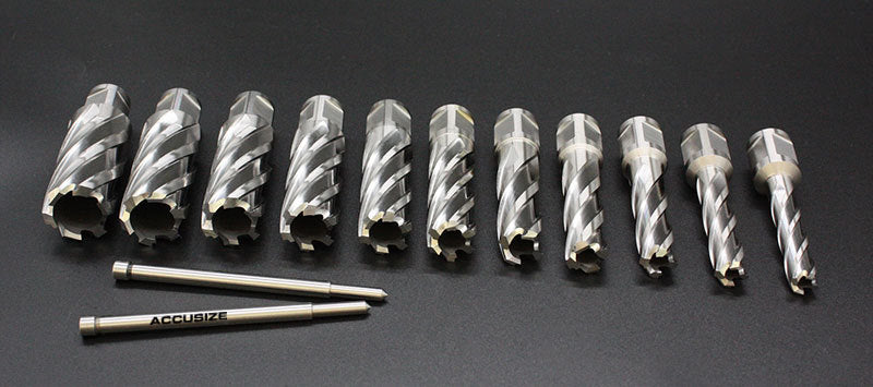 13 Pc/Set, 7/16 po à 1-1/16 po HSS, profondeur de coupe de 2" avec 2 goupilles pilotes dans une boîte en plastique solide, #N2