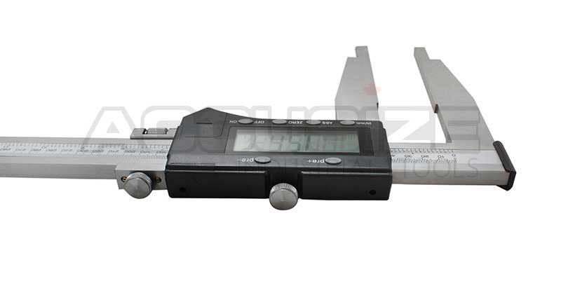 IP54 Heavy Duty Digital Calipers with Fine Adjustment