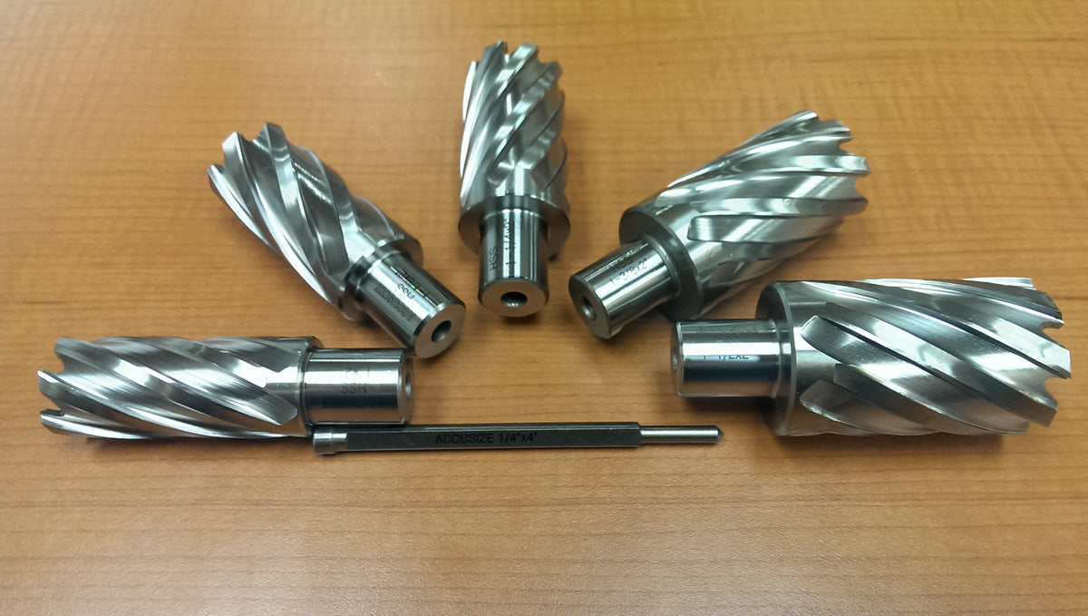 Jeu de 5 couteaux annulaires HSS, coupe-profondeur de 2", 1", 1-1/8", 1-1/4 po, 1-3/4 po, 1-3/8", & 1-1/2 po, L1